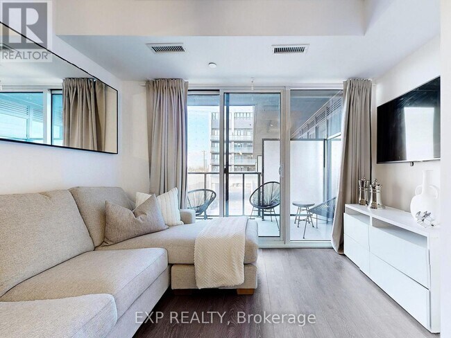 Photo - 36 Zorra St Unit 330