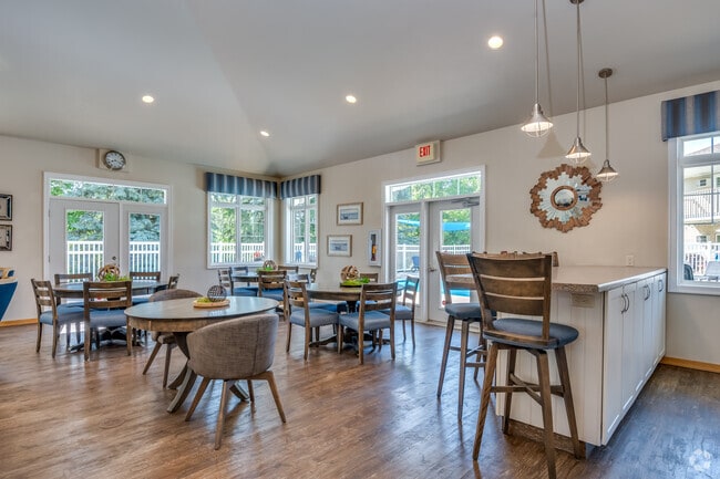 Sala de la Comunidad - Quarry Park Apartments