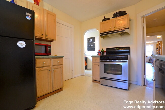 Photo - 28 Manet Rd