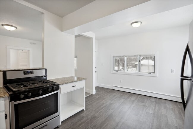 Photo - 2755 Pierce St NE Unit 2