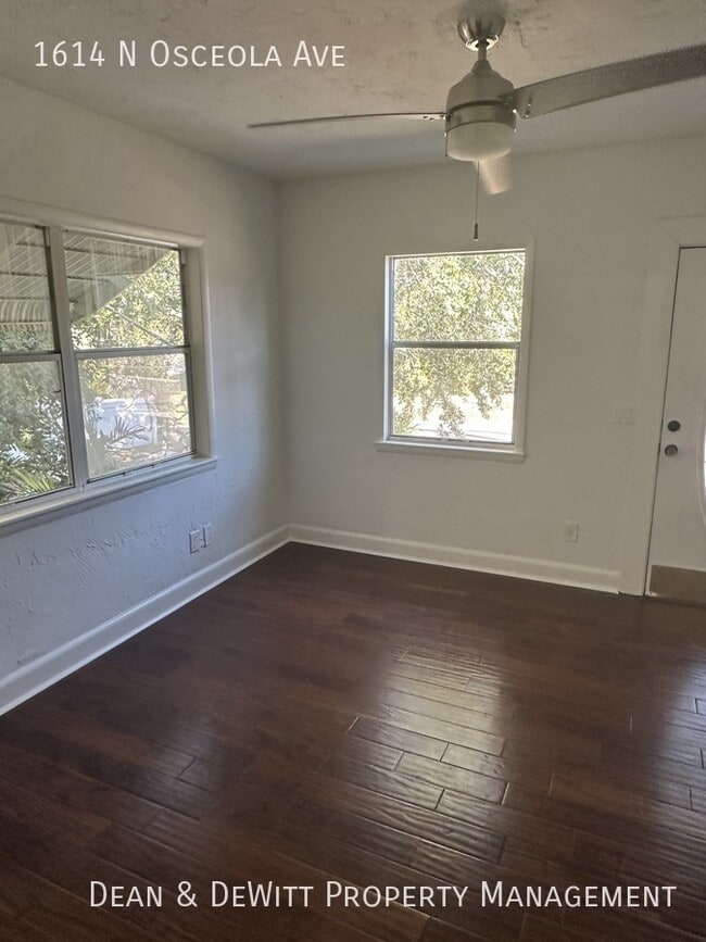 Photo - 4 Bed/2 Bath