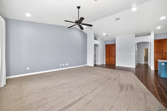 Photo - 2792 S Aurora Ave