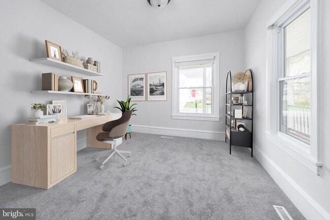 Photo - 21 Grandview Ave