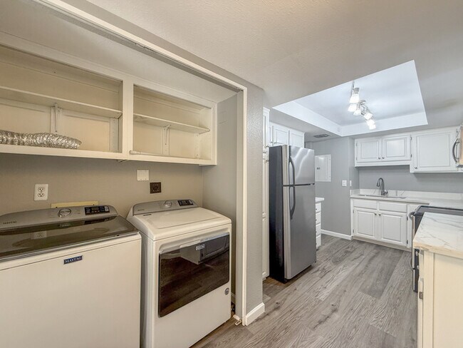5110 N 31st Way Unit 316