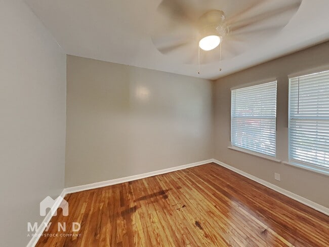 Photo - 510 E University Ave