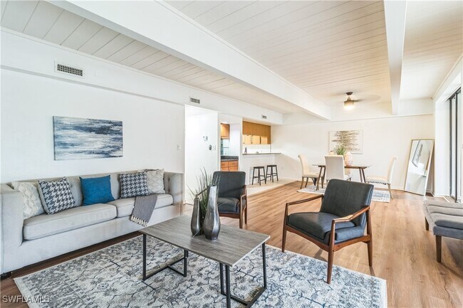 Photo - 16448 Timberlakes Dr Unit 202