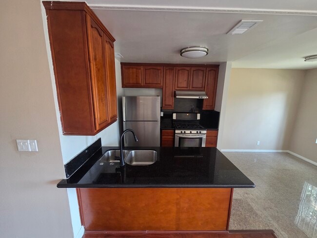 Building Photo - 5501 Bohlig Rd Unit 45 Rental