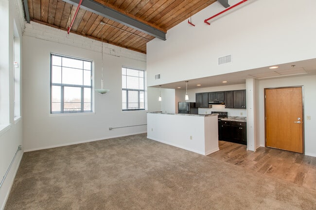 Photo - Amity Apartments