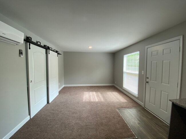 1 BR Living