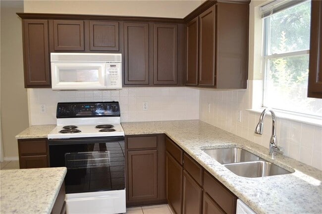 Photo - 8309 Dulac Dr