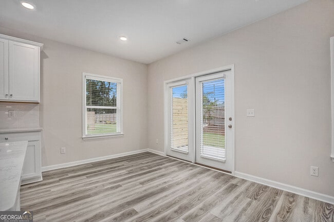 Photo - 149 Hosch St
