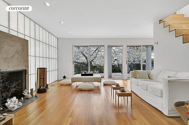 Photo - 15 Cedar Ave