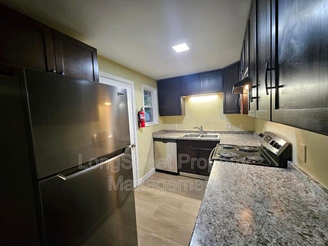 Photo - 17635 SW Blanton St