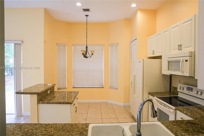 Photo - 3488 NE 1st St