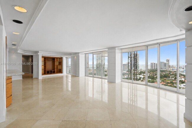 19355 Turnberry Way Unit 25GR