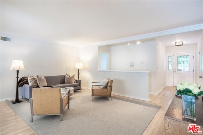 Photo - 3720 Ventura Canyon Ave