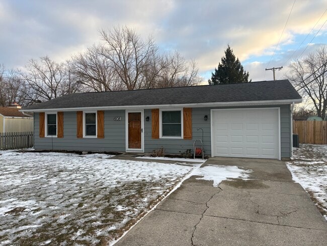 Building Photo - 8108 Newfield Dr