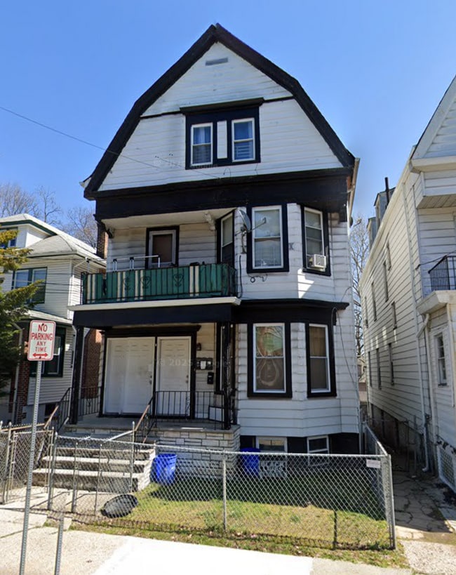 Building Photo - 106 N Munn Ave Unit 106 N Munn #3