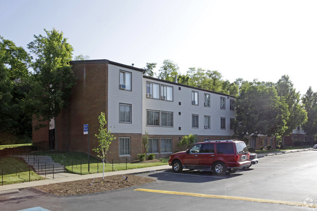 Building Photo - Mifflin Estates Rental