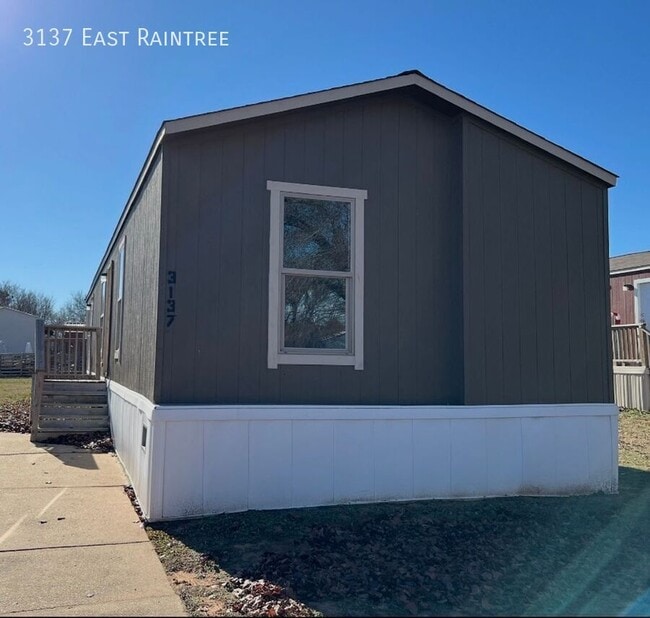 Photo - 3137 East Raintree-