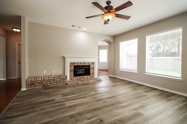 Photo - 19322 Oak Station Dr