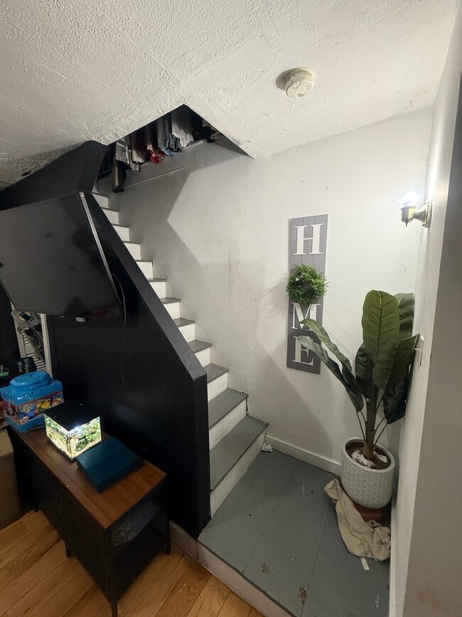 Photo - 509 Medford St Unit 2