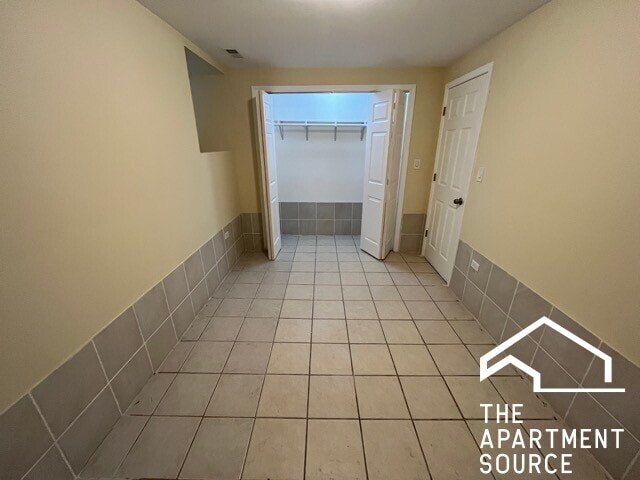 Photo - 2300 S Ridgeway Ave Unit 1N