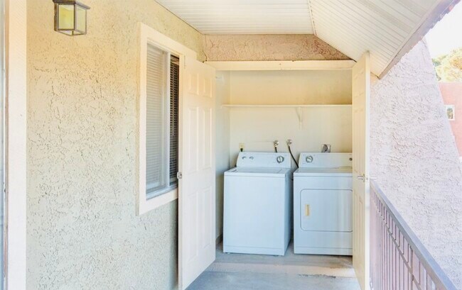 Photo - 4918 River Glen Dr