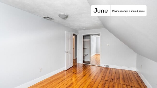 Photo - Room in Shared 4 bed/1.5 bath home Unidad C