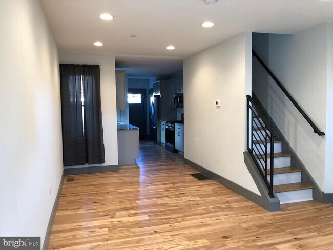 Photo - 1829 N Ringgold St