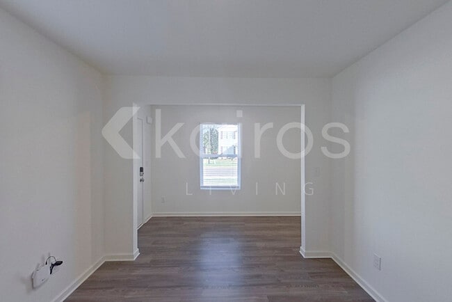 Photo - 112 Flat Rock Ml Trl