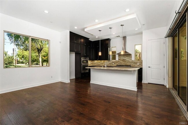 Photo - 123 Interval