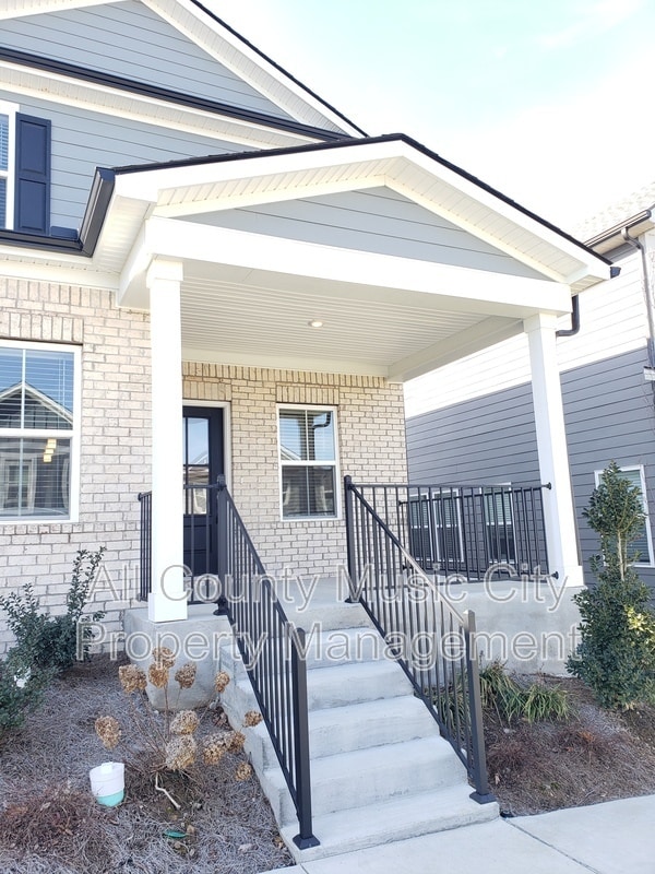 Photo - 1608 Espy Aly