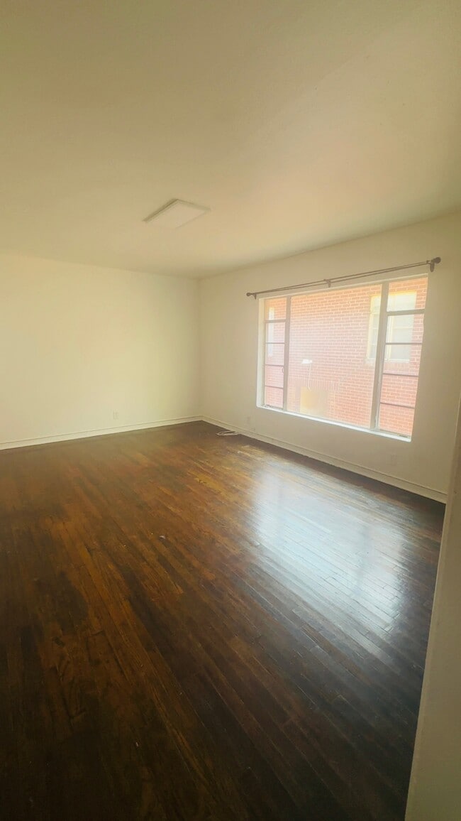 Photo - 1707 N Stanton St