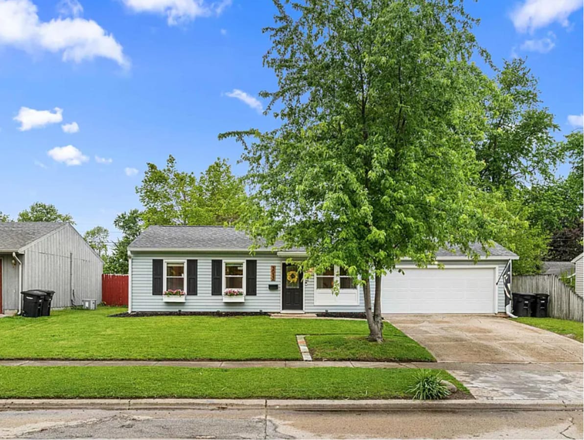 3 Bedroom Single Family Home - 3 Bedroom Single Family Home