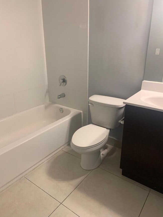 Photo - 401 SW 17 th Ave, Miami, 33135