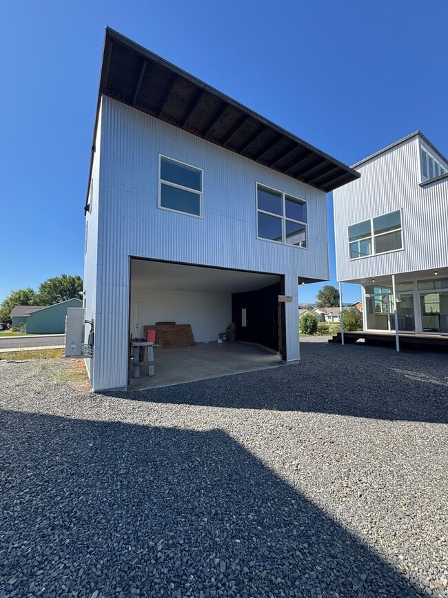 Photo - 1BR, 1BA with Huge Garage