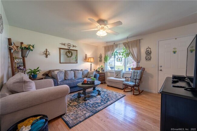 Photo - 36 Whittle St Unidad Bed 2