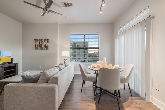 Photo - 4123 Cedar Springs