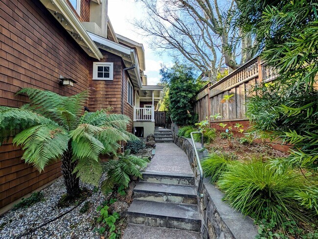 Photo - 115 Sunnyside Ave