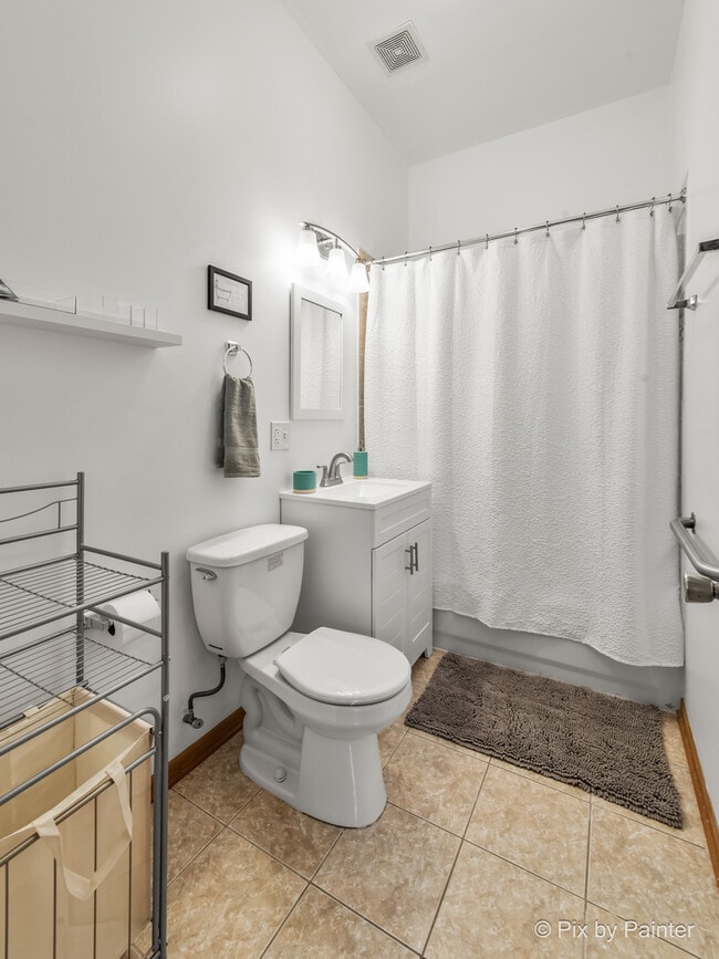 Photo - 3305 S Bell Ave