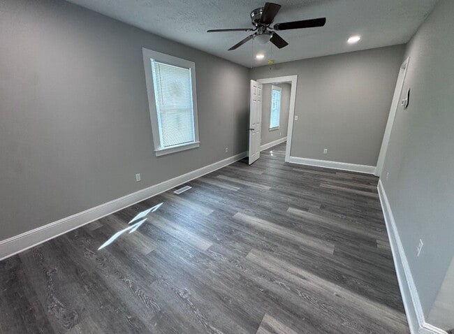 Photo - Cozy 4 Bed 2 Bath Bungalow