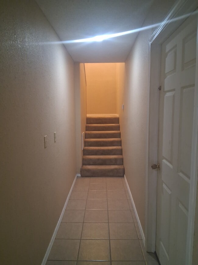 Photo - 65400 E 250 Rd
