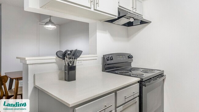 Photo - 1071 Clayton Ln Unidad M1408