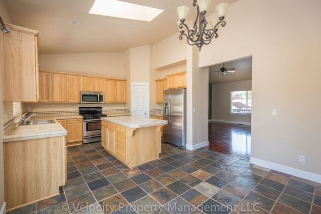 Photo - Immaculate Bend Home!