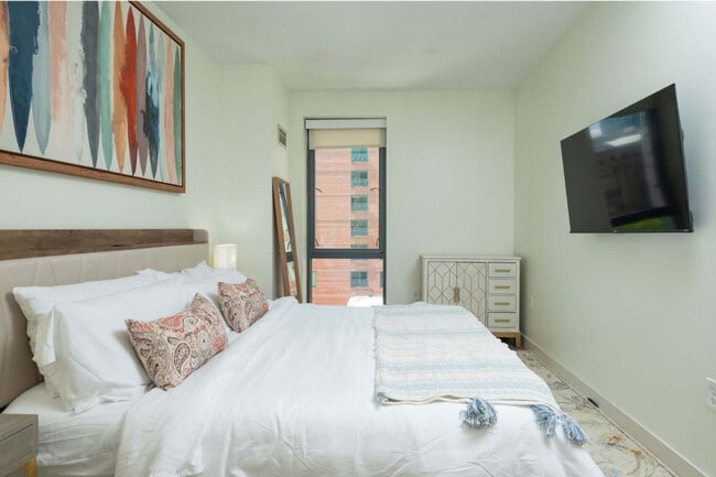 Photo - 1363 B Boylston St Unidad SI ID1533538P
