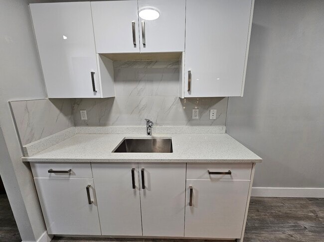 Photo - 46117 Gore Avenue6 Unit 6