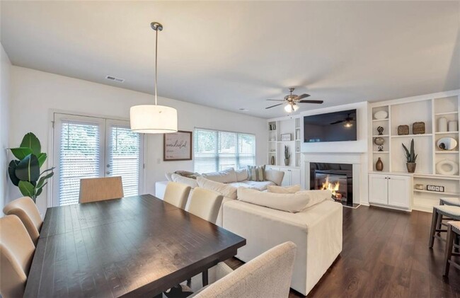 Photo - 378 Mulberry Row