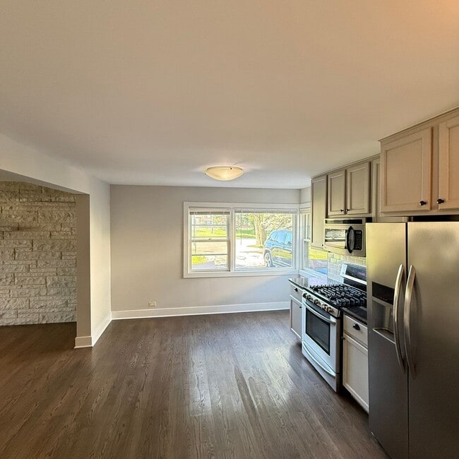 Photo - 4240 Gilbert Ave Unit 4244