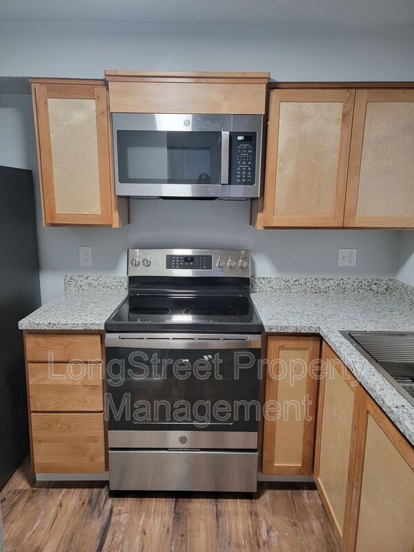 Photo - 3141 N Shore Dr SE Unit 3